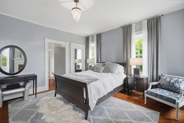 48 Madison Ave, Springfield, MA 01105