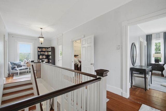 48 Madison Ave, Springfield, MA 01105