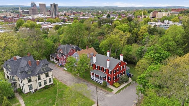 48 Madison Ave, Springfield, MA 01105