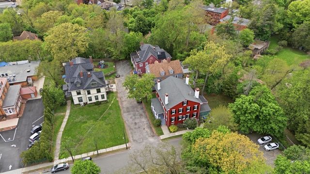 48 Madison Ave, Springfield, MA 01105