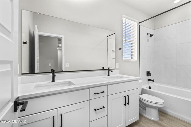 7840 S Wild Prairie Drive S, Tucson, AZ 85757