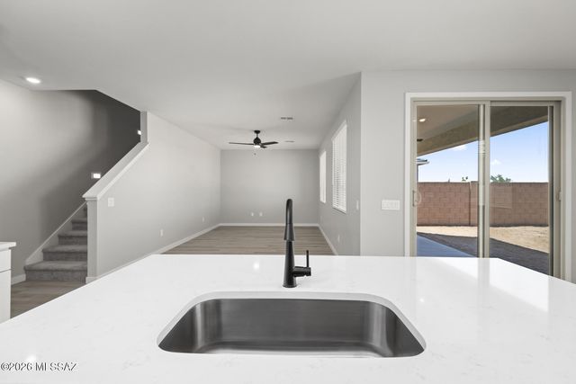 7840 S Wild Prairie Drive S, Tucson, AZ 85757