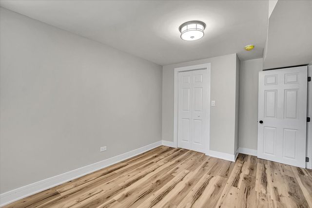 7026 S Eberhart Avenue, Chicago, IL 60637