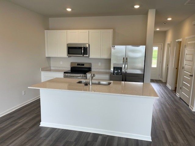 827 Big Bend Ct, White House, TN 37188