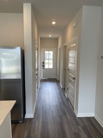 827 Big Bend Ct, White House, TN 37188