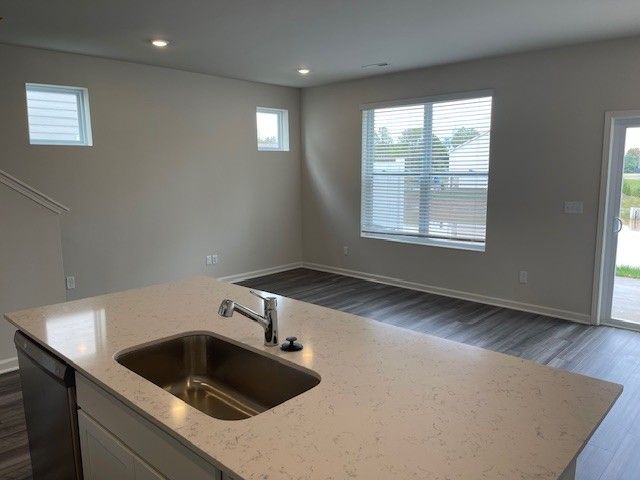 827 Big Bend Ct, White House, TN 37188