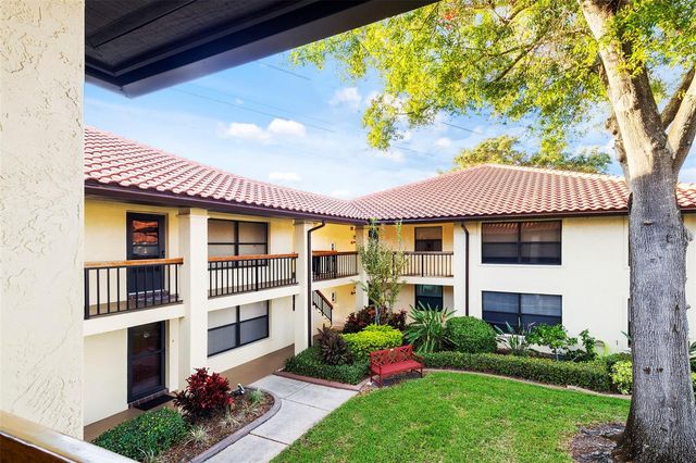 2408 HAMMOCK PINE BOULEVARD 2408, Clearwater, FL 33761