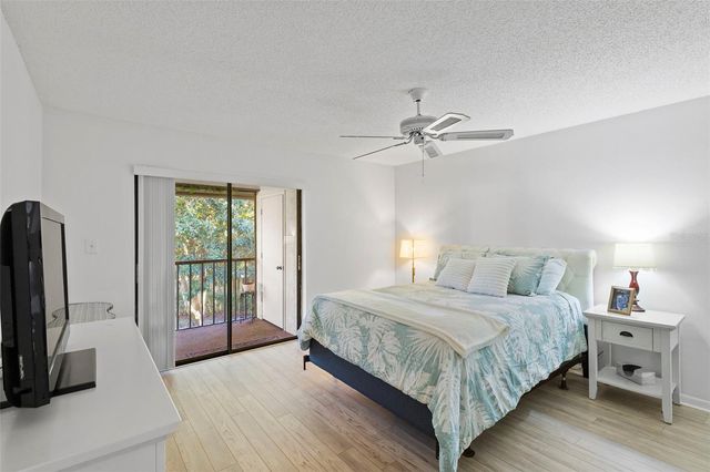 2408 HAMMOCK PINE BOULEVARD 2408, Clearwater, FL 33761