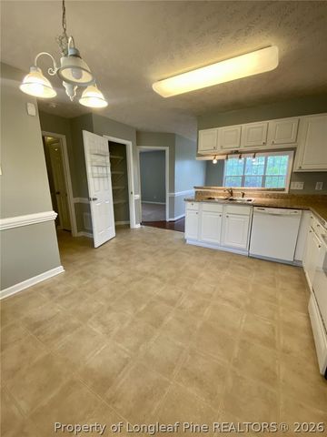 8229 Foxtrail Drive, Fayetteville, NC 28311