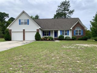 8229 Foxtrail Drive, Fayetteville, NC 28311