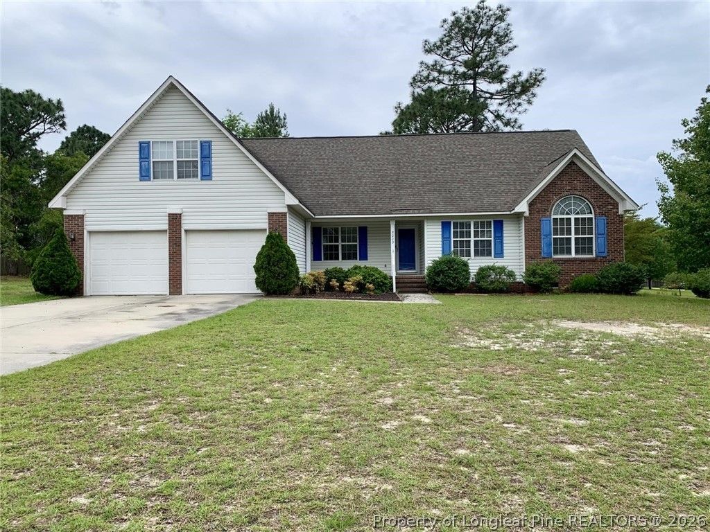 8229 Foxtrail Drive, Fayetteville, NC 28311