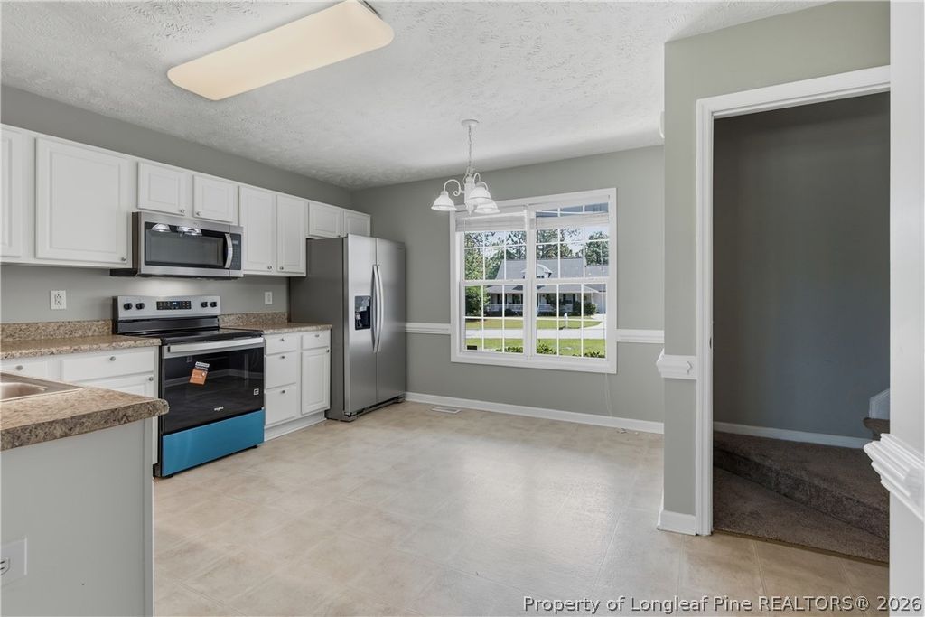8229 Foxtrail Drive, Fayetteville, NC 28311 — photo 15