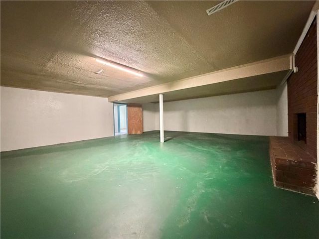 2125 N 88 Street, Kansas City, KS 66109