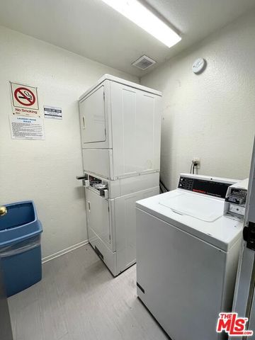 8515 Alcott Street 101, Los Angeles, CA 90035