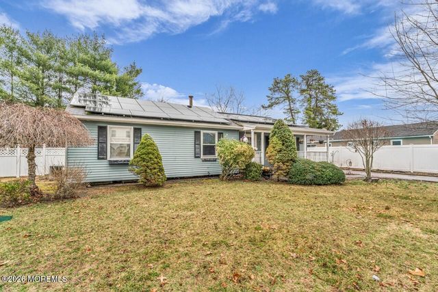 462 Champlain Street, Toms River, NJ 08757