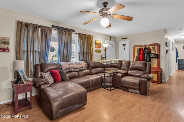 462 Champlain Street, Toms River, NJ 08757