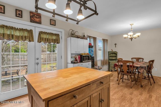 462 Champlain Street, Toms River, NJ 08757