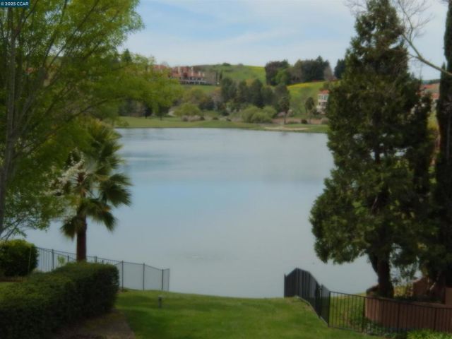 6198 Lakeview circle, San Ramon, CA 94582