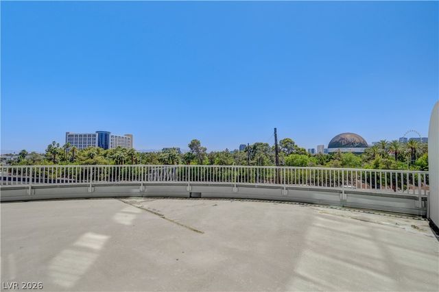 360 East Desert Inn Road 402, Las Vegas, NV 89109