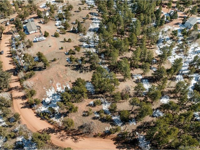 530 Columbine Rd, Florissant, CO 80816