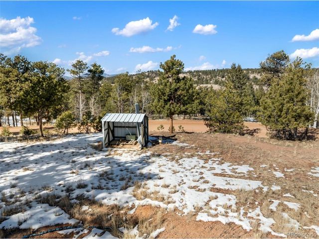 530 Columbine Rd, Florissant, CO 80816