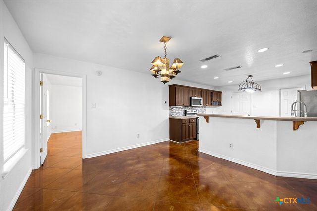 601 Seven Ranch Road, Salado, TX 76571