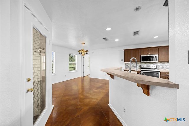 601 Seven Ranch Road, Salado, TX 76571