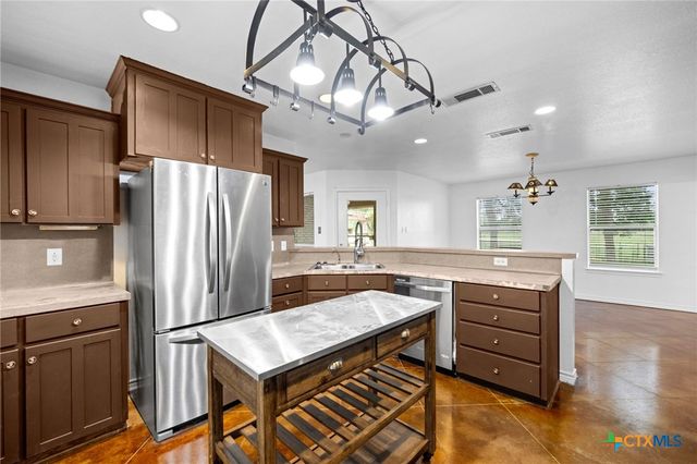 601 Seven Ranch Road, Salado, TX 76571