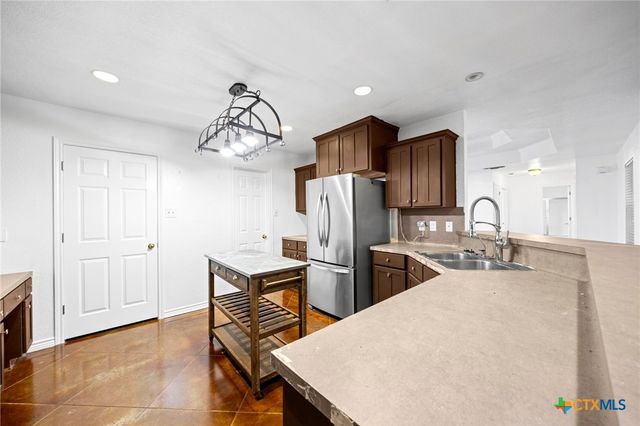 601 Seven Ranch Road, Salado, TX 76571