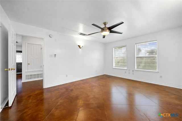 601 Seven Ranch Road, Salado, TX 76571