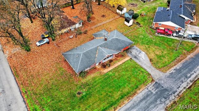 7000 Gary Drive, Belleville, IL 62223