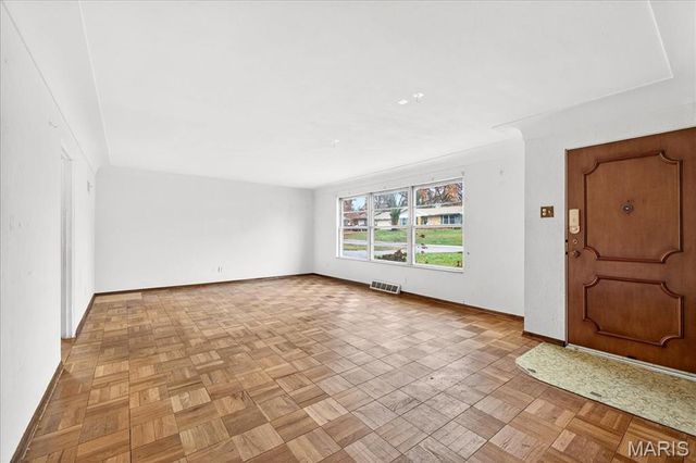 7000 Gary Drive, Belleville, IL 62223