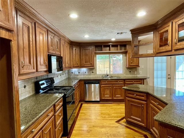 16803 Castle Fraser Dr Drive, Houston, TX 77084