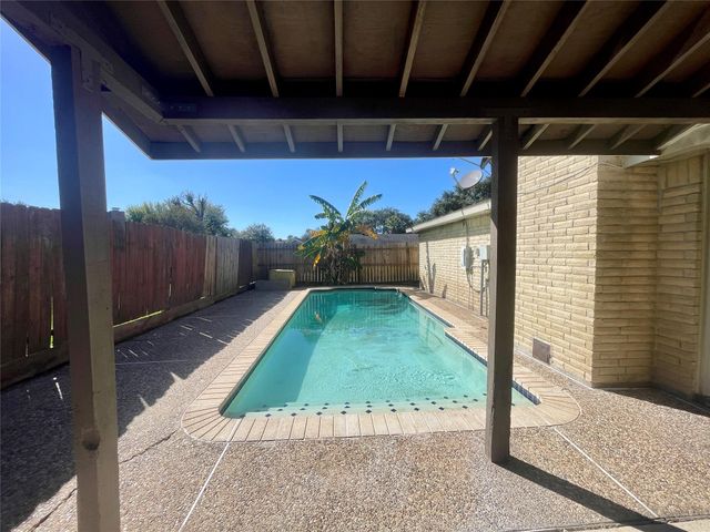 16803 Castle Fraser Dr Drive, Houston, TX 77084