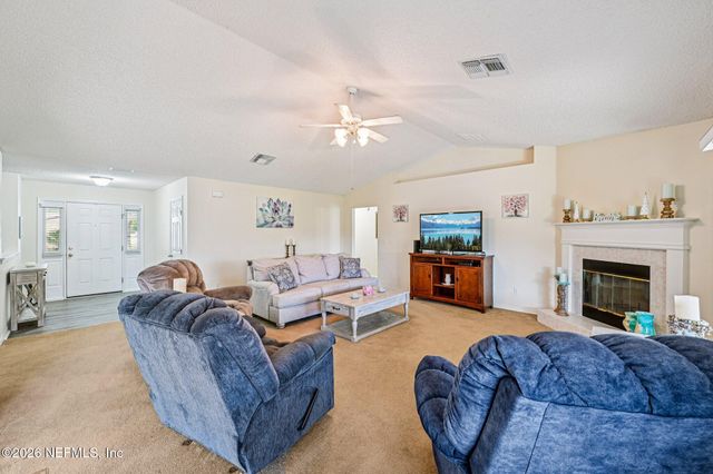 3650 MEADOWGREEN Lane, Middleburg, FL 32068