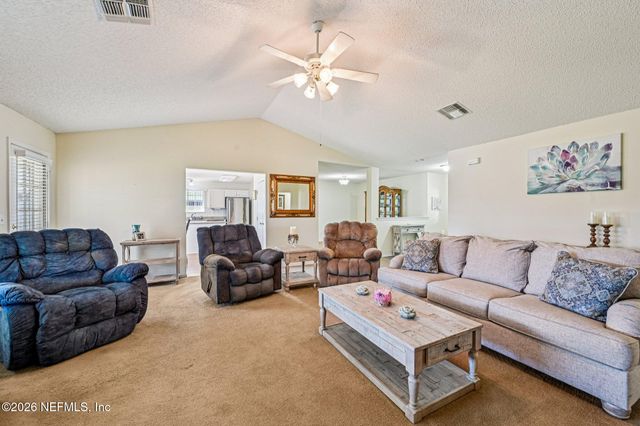 3650 MEADOWGREEN Lane, Middleburg, FL 32068