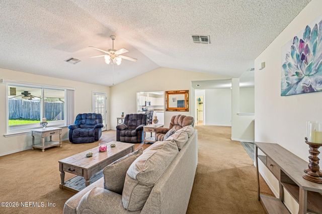 3650 MEADOWGREEN Lane, Middleburg, FL 32068