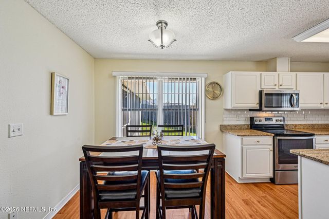 3650 MEADOWGREEN Lane, Middleburg, FL 32068