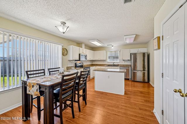 3650 MEADOWGREEN Lane, Middleburg, FL 32068