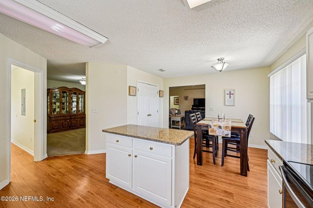 3650 MEADOWGREEN Lane, Middleburg, FL 32068