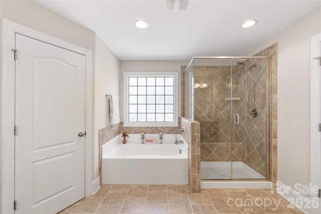 4606 Pebble Run Drive, Matthews, NC 28105