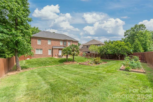 4606 Pebble Run Drive, Matthews, NC 28105
