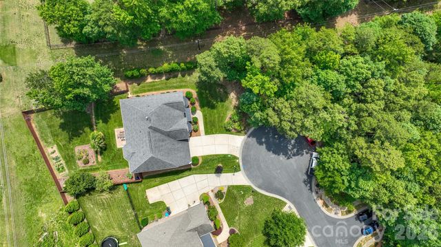 4606 Pebble Run Drive, Matthews, NC 28105