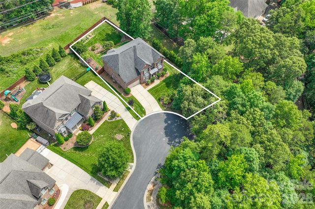 4606 Pebble Run Drive, Matthews, NC 28105