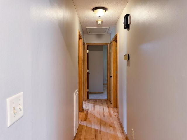 1409 W 102nd Street, Bloomington, MN 55431