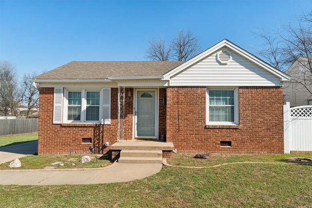 2009 NW 40th Street, Oklahoma City, OK 73118