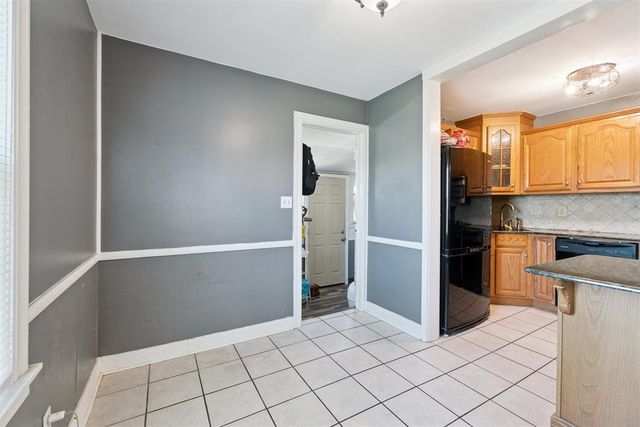 2009 NW 40th Street, Oklahoma City, OK 73118