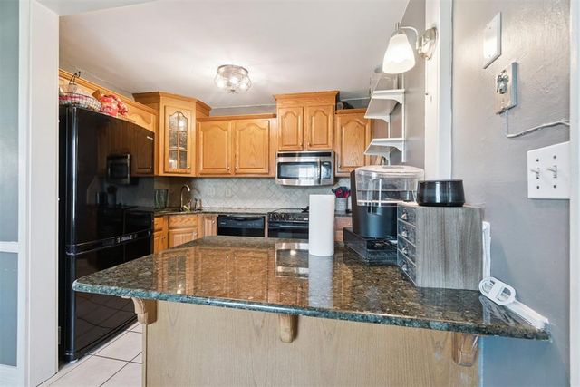 2009 NW 40th Street, Oklahoma City, OK 73118