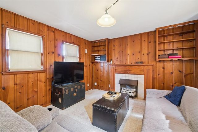 2009 NW 40th Street, Oklahoma City, OK 73118