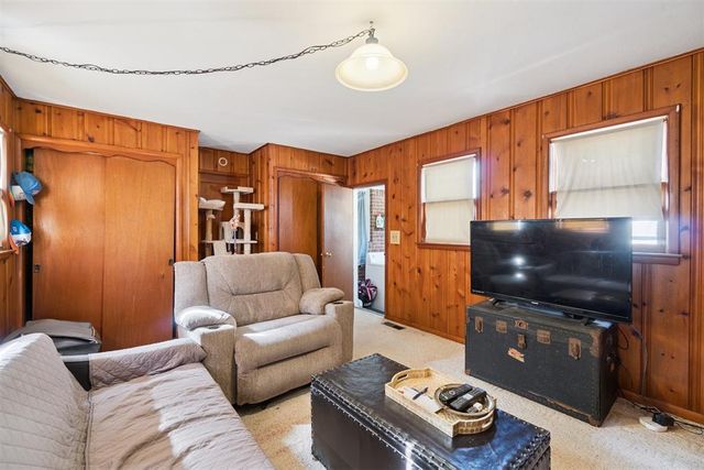 2009 NW 40th Street, Oklahoma City, OK 73118